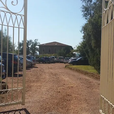 Aparthotel Cala Dei Mori *